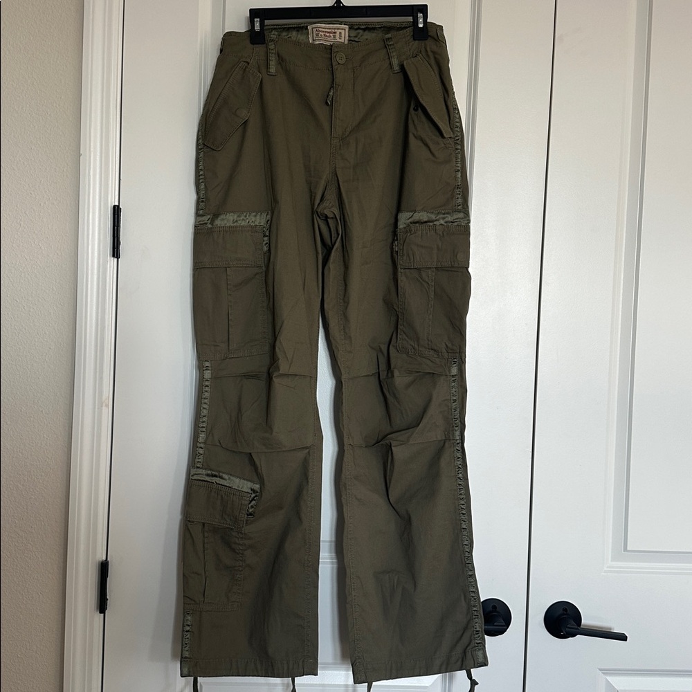 Abercrombie & Fitch Cargo Pants